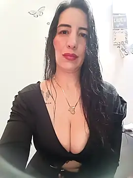 christine-x online show from November 2025 01:26:02 PM