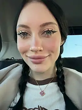 Melissa crazy online show from April 2026 04:29:01 PM