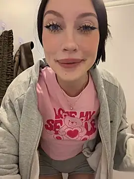 Melissa crazy online show from May 2026 04:36:02 PM