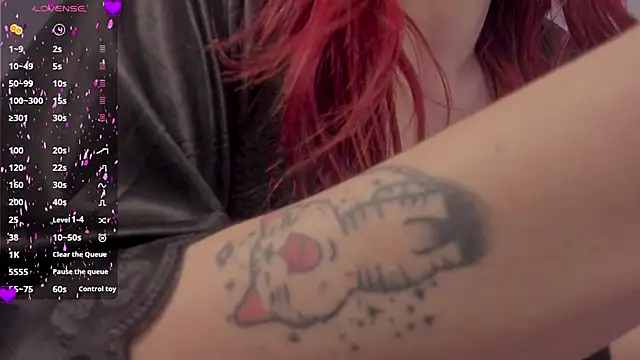 ScarletGV online show from March 2025 10:43:02 AM