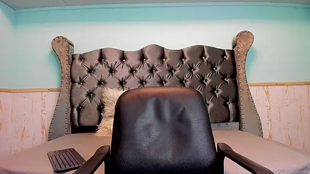 alice greco online show from January 2025 08:45:02 PM