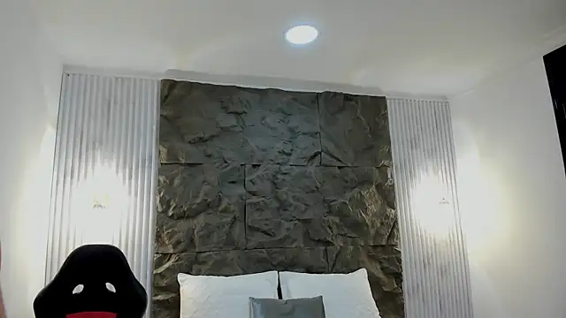 Snapshot of alice_greco chatting on March 2026 07:25:02 AM alice greco online show from March 2026 07:25:02 AM