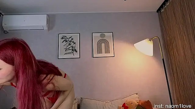 Naomi Girly online show from May 2026 06:05:02 PM