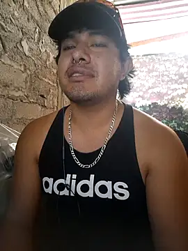 GusssHOT online show from April 2026 05:10:02 PM