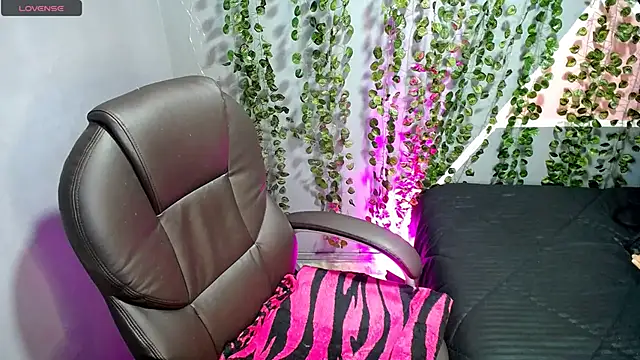 Snapshot of Alaska_atm chatting on January 2025 08:49:01 PM Alaska atm online show from January 2025 08:49:01 PM