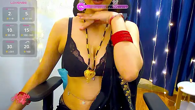sassysonia online show from March 2026 11:58:01 AM