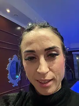 Snapshot of Mona_da chatting on March 2025 12:18:01 AM Mona da online show from March 2025 12:18:01 AM