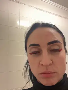 Snapshot of Mona_da chatting on January 2026 11:42:02 PM Mona da online show from January 2026 11:42:02 PM