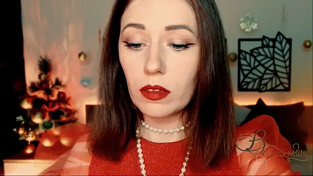 MissBeverlyMills online show from December 2024 05:53:02 PM