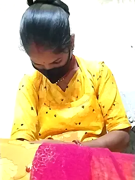 Anushka Ji online show from November 2025 07:57:01 AM