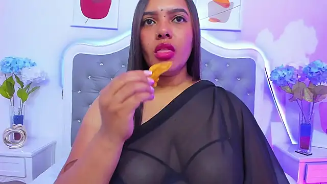 Snapshot of krishaa_ chatting on February 2025 03:57:02 PM krishaa online show from February 2025 03:57:02 PM