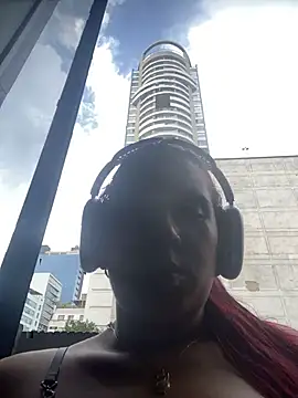 LindaRey  online show from November 2025 07:13:01 PM