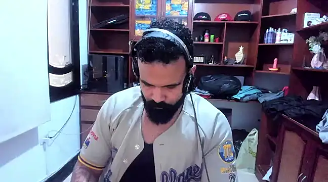 Snapshot of Drako_Argentii chatting on December 2024 09:09:02 PM Drako Argentii online show from December 2024 09:09:02 PM