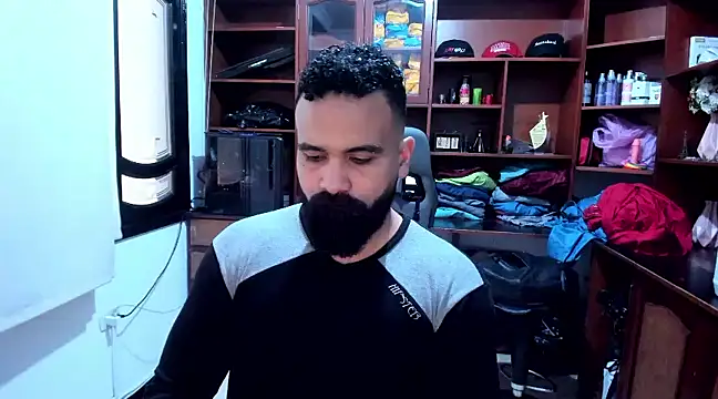 Snapshot of Drako_Argentii chatting on December 2024 08:15:01 PM Drako Argentii online show from December 2024 08:15:01 PM