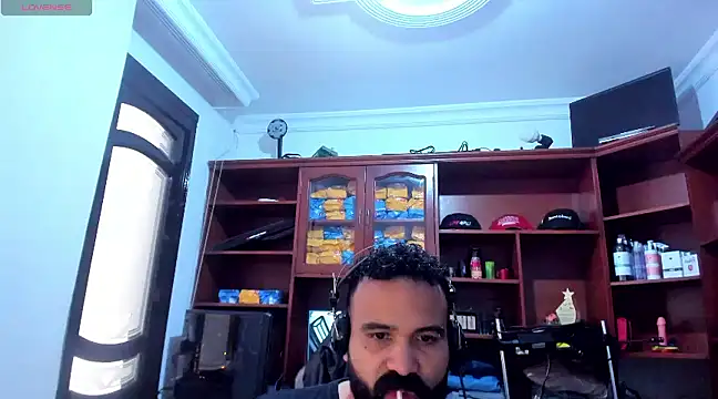 Snapshot of Drako_Argentii chatting on January 2025 02:13:01 PM Drako Argentii online show from January 2025 02:13:01 PM