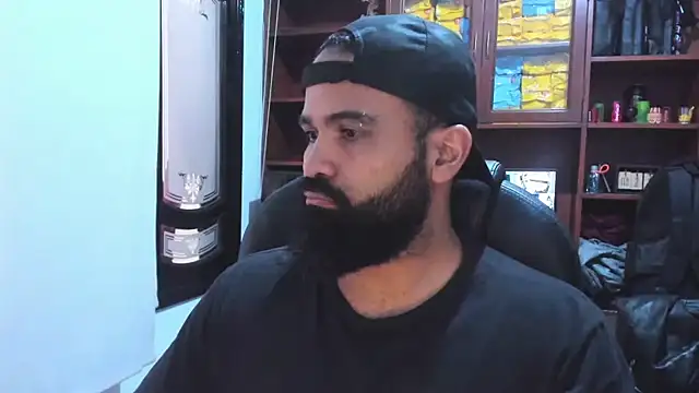 Snapshot of Drako_Argentii chatting on February 2025 01:47:02 PM Drako Argentii online show from February 2025 01:47:02 PM