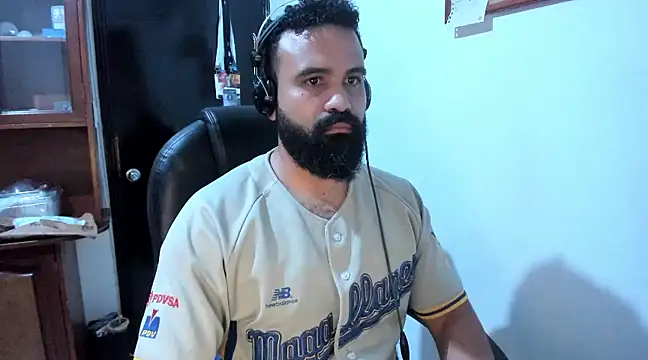 Snapshot of Drako_Argentii chatting on March 2025 10:06:01 PM Drako Argentii online show from March 2025 10:06:01 PM