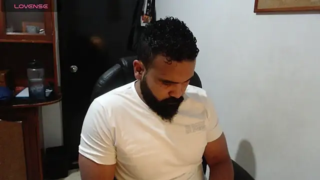 Snapshot of Drako_Argentii chatting on January 2026 12:42:01 PM Drako Argentii online show from January 2026 12:42:01 PM