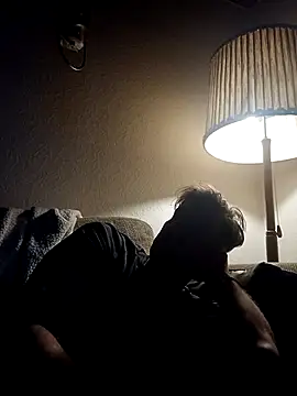 Snapshot of MArciQuarky chatting on March 2025 02:25:01 AM MArciQuarky online show from March 2025 02:25:01 AM