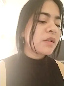 Snapshot of atena_hill chatting on February 2025 07:31:02 PM atena hill online show from February 2025 07:31:02 PM