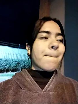 Snapshot of atena_hill chatting on February 2025 03:23:01 AM atena hill online show from February 2025 03:23:01 AM