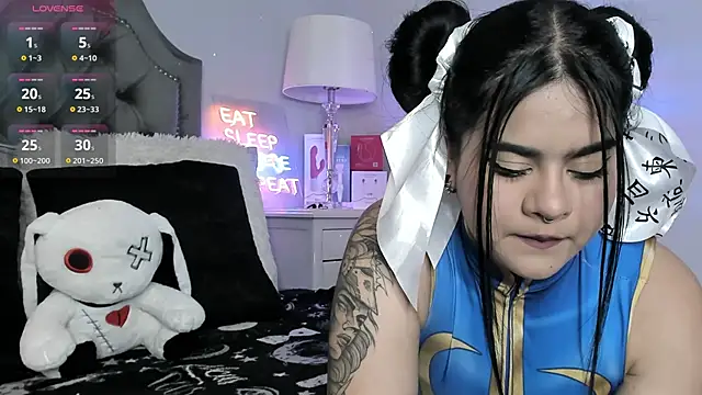 Snapshot of atena_hill chatting on October 2025 07:14:01 PM atena hill online show from October 2025 07:14:01 PM