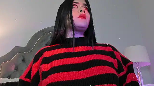 Snapshot of atena_hill chatting on November 2025 07:16:02 PM atena hill online show from November 2025 07:16:02 PM