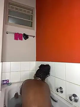 Snapshot of Kinkyy_ chatting on January 2025 06:37:02 PM Kinkyy online show from January 2025 06:37:02 PM