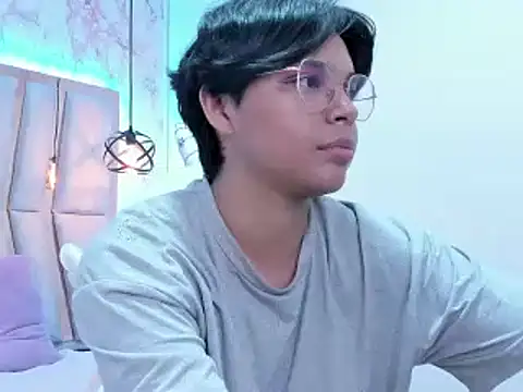 Emmapark  online show from February 2025 12:47:02 AM