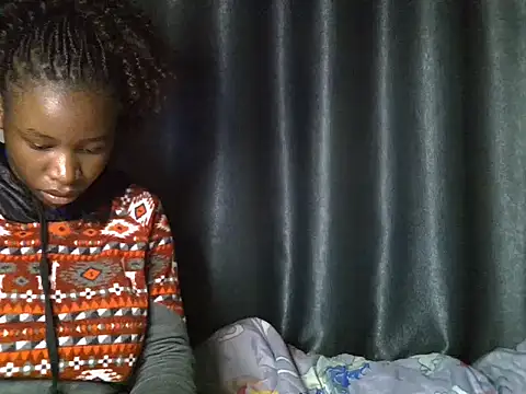 Snapshot of Novah_ chatting on July 2026 12:49:01 AM Novah online show from July 2026 12:49:01 AM