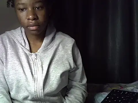 Snapshot of Novah_ chatting on July 2026 11:08:01 PM Novah online show from July 2026 11:08:01 PM