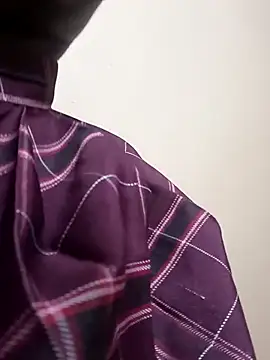 Snapshot of Swit_virgin22 chatting on March 2025 12:33:02 AM Swit virgin22 online show from March 2025 12:33:02 AM