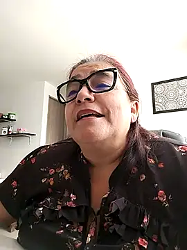 MARIANMILLS   online show from March 2025 04:18:02 PM