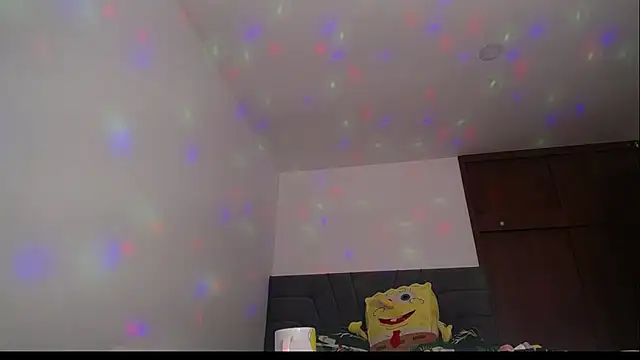 Yinn Silver online show from November 2025 10:47:02 AM