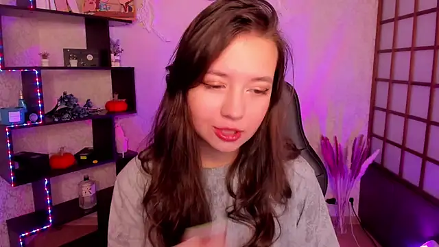 Lina Brownie online show from December 2024 02:09:01 AM