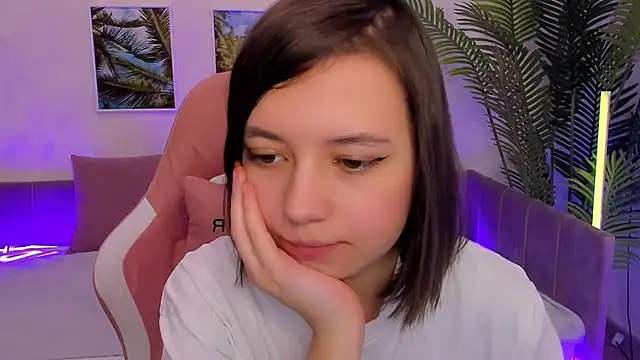 Lina Brownie online show from March 2025 05:16:01 AM