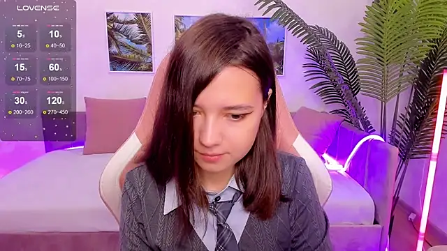 Lina Brownie online show from September 2025 02:26:02 AM