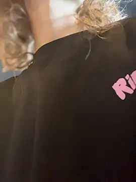 RinaMood online show from January 2026 03:10:01 AM