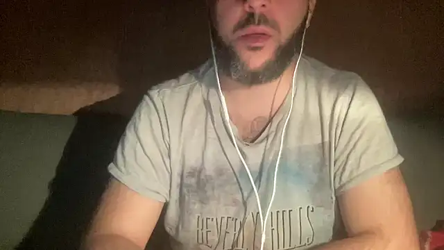 RedDante89 online show from December 2024 06:39:01 PM