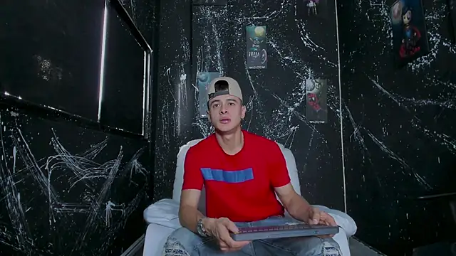 JuniorMorris  online show from September 2025 08:54:01 PM