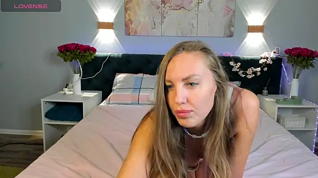 Snapshot of Kelly_Hardy chatting on March 2025 01:02:02 AM Kelly Hardy online show from March 2025 01:02:02 AM