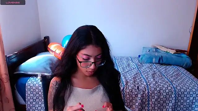 Snapshot of sofia_rosse4 chatting on November 2025 06:17:01 PM sofia rosse4 online show from November 2025 06:17:01 PM