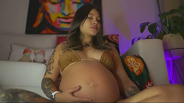 AyraSmith  online show from November 2025 01:22:01 AM