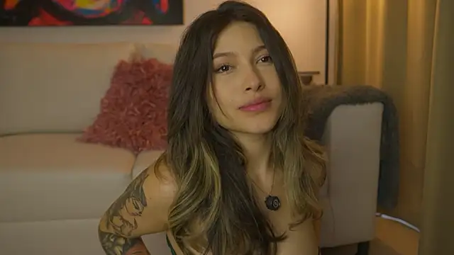 AyraSmith  online show from February 2026 09:43:01 PM