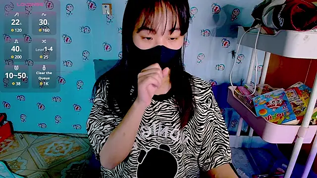   Saphia   online show from March 2025 03:09:01 PM