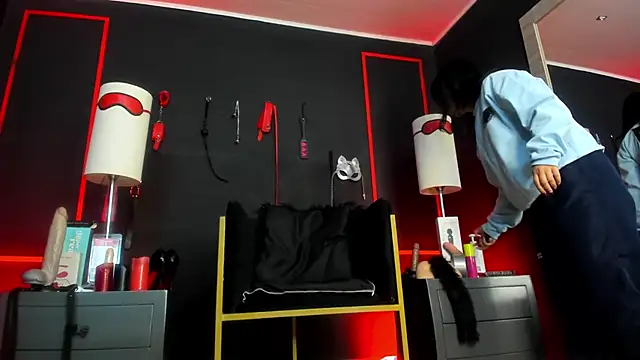 CharlotteScotte online show from November 2025 12:16:01 PM