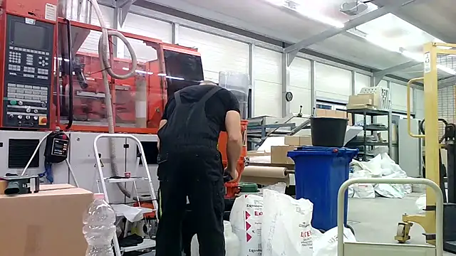 Boomerhun online show from December 2025 06:00:01 AM