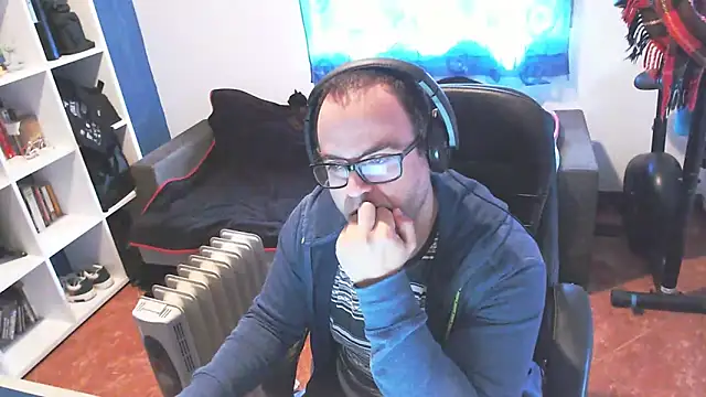 ravingr4d4 online show from February 2025 12:17:02 PM