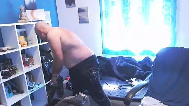 ravingr4d4 online show from February 2025 12:25:02 PM