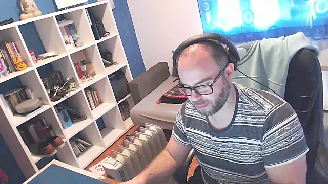 ravingr4d4 online show from March 2025 02:23:01 PM